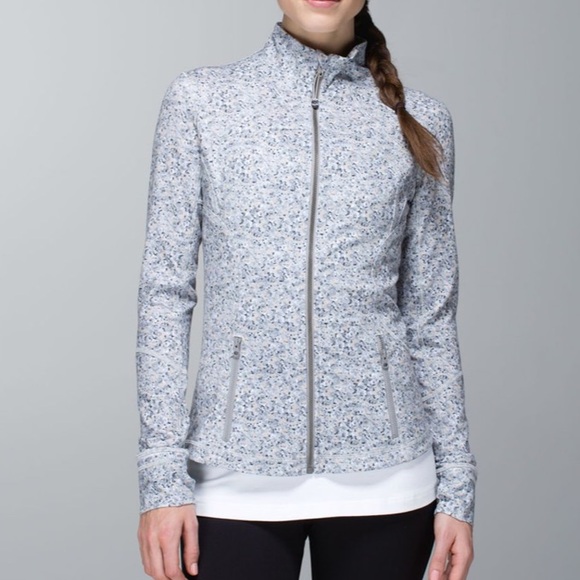 lululemon forme jacket - Picture 12 of 16